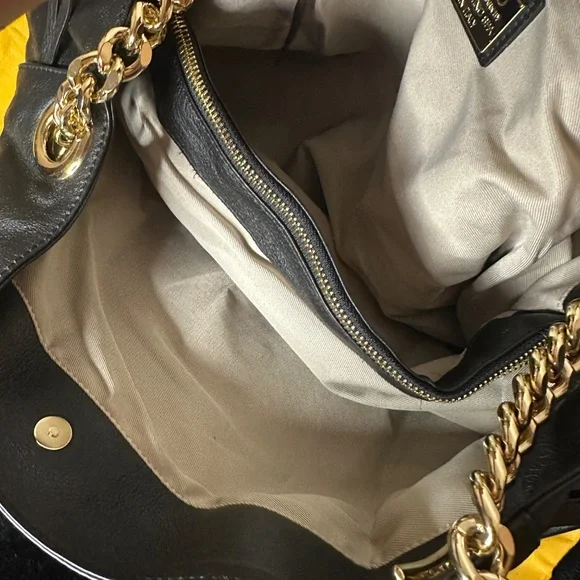 Valentino by Mario Valentino - Picture 5 of 5